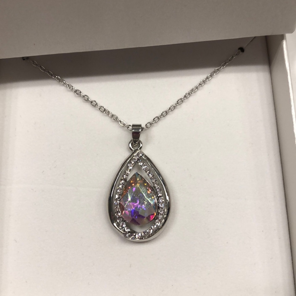 Multicolor crystal necklace